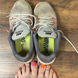 Used Worn Dirty Nike 7 Women's Shoes Sneakers
Trainers Feet Odor Tennis Gym